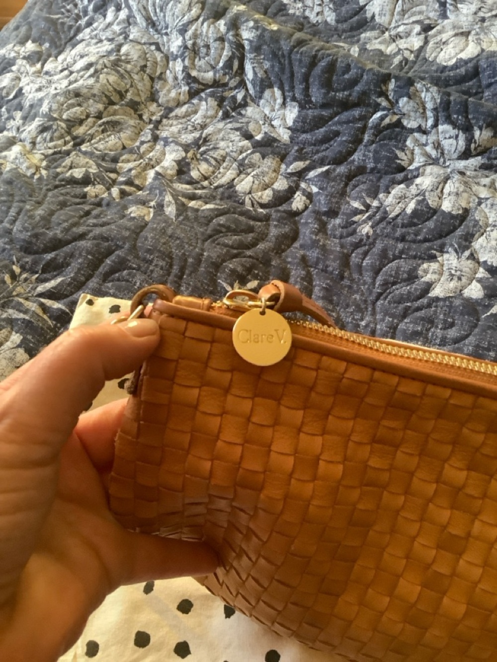 Clare V. Petit Moyen Messenger Natural Woven Tan Leather - Picture 9 of 11